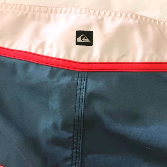Quicksilver Board Shorts 34 Pocket and Hook & Loop Fly Surf Beach - Picture 8 of 12